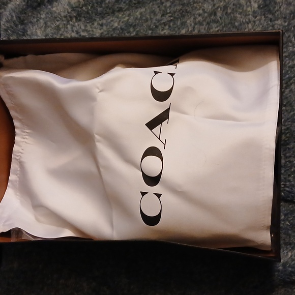 NWT IN OPENED BOX WOMEN'S HEELED SHORT BOOTS COACH - Picture 9 of 10